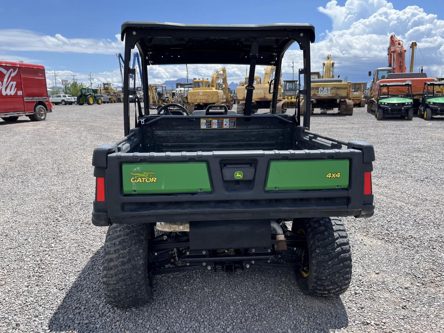 ./imagenes/INVOICE/2019/18259/JOHN DEERE XUV835E (12).JPG